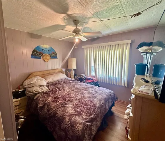 Guest bedroom