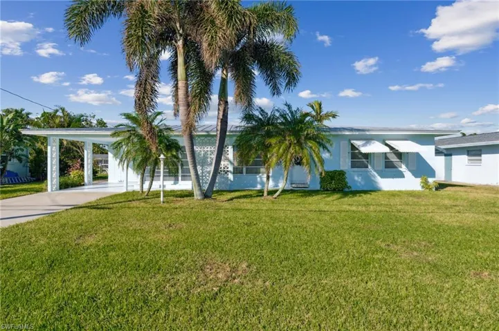 1001 Lucerne Pkwy, Cape Coral Fl 33904