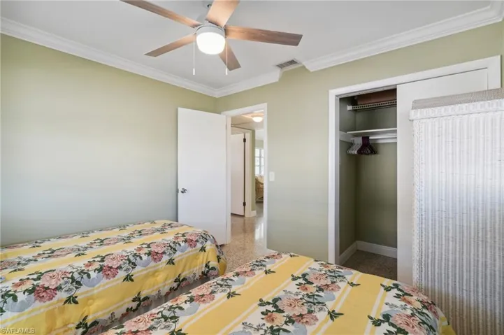 1001 Lucerne Pkwy, Cape Coral Fl 33904