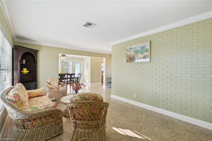 1001 Lucerne Pkwy, Cape Coral Fl 33904