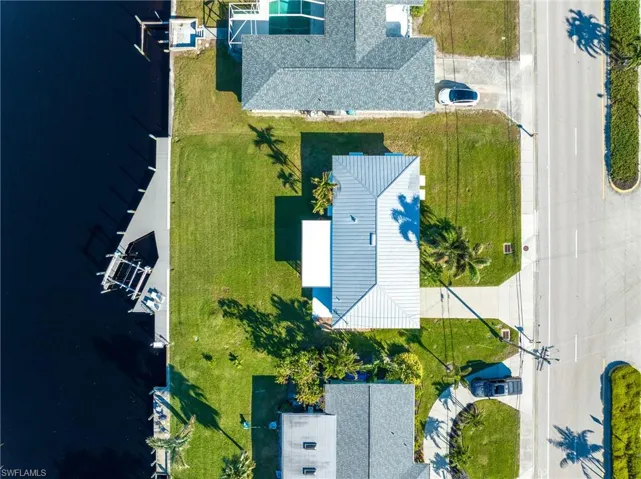 1001 Lucerne Pkwy, Cape Coral Fl 33904