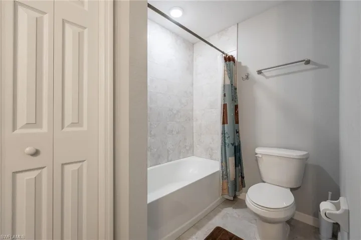 2816 Nw 27th St, Cape Coral, Florida 33993