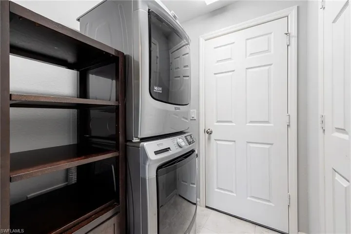 2816 Nw 27th St, Cape Coral, Florida 33993