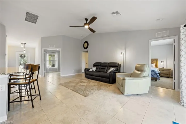 2816 Nw 27th St, Cape Coral, Florida 33993