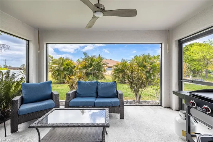 2816 Nw 27th St, Cape Coral, Florida 33993