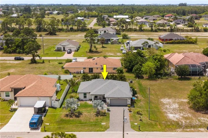 2816 Nw 27th St, Cape Coral, Florida 33993