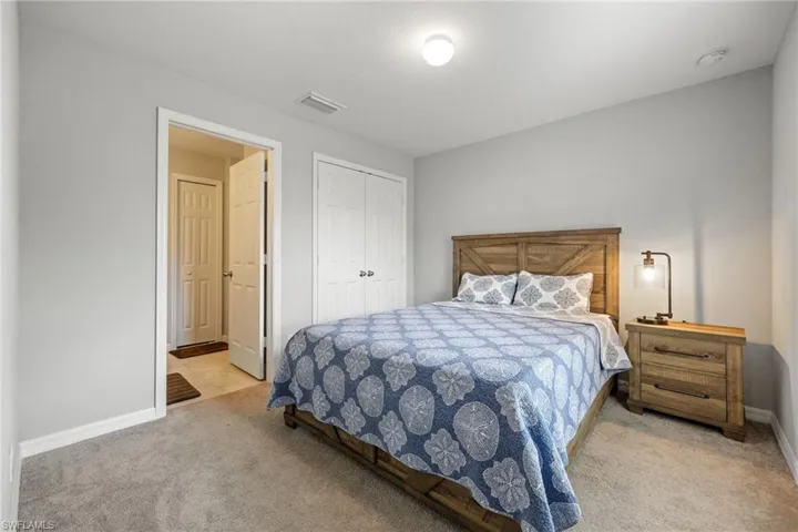 2816 Nw 27th St, Cape Coral, Florida 33993