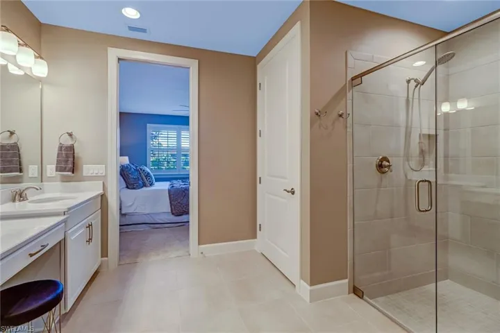 9653 Montelanico Loop 102, Naples, Florida 34119