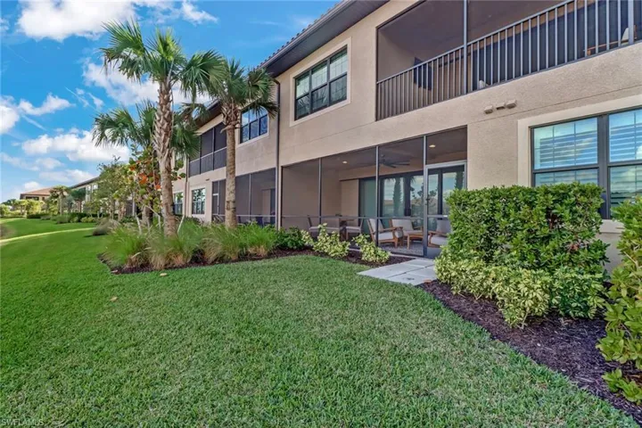 9653 Montelanico Loop 102, Naples, Florida 34119
