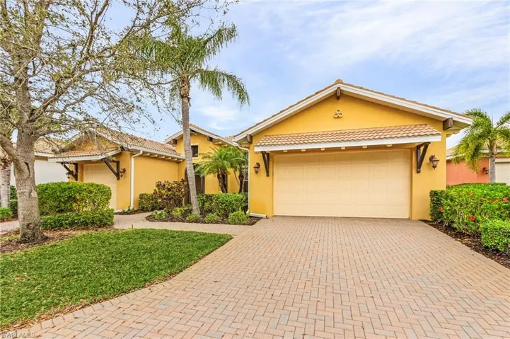 10531  Azzurra  DR, Fort Myers, FL 33913