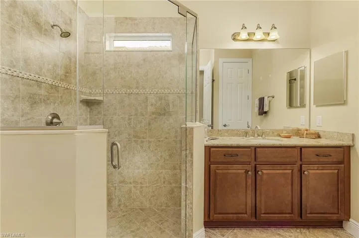 10531  Azzurra  DR, Fort Myers, FL 33913