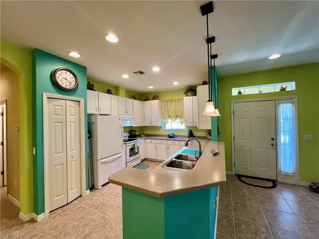 15039  Sea Crest  BLVD, Fort Myers, FL 33919