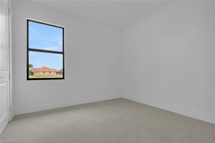 1920 Ne 42nd Ter, Cape Coral, Florida 33909