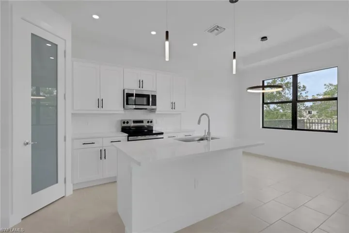 1920 Ne 42nd Ter, Cape Coral, Florida 33909