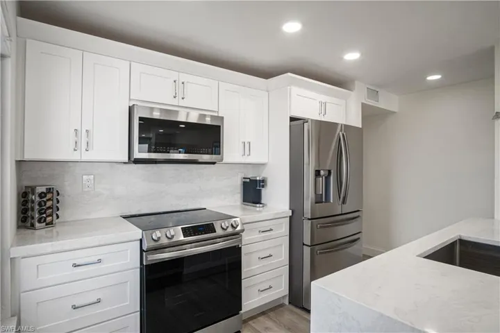 25820 Hickory Blvd 301, Bonita Springs, Florida 34134