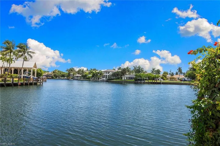 421 21st Ave S, Naples, Florida 34102