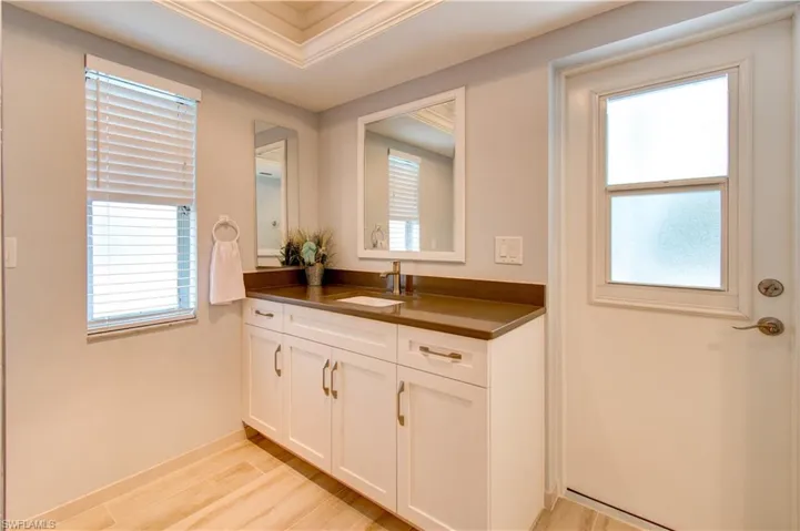 pool bathroom
