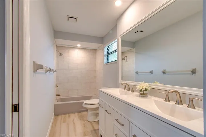 Upstairs bathroom