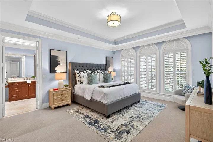 625 5th Ave S 302, Naples, Florida 34102