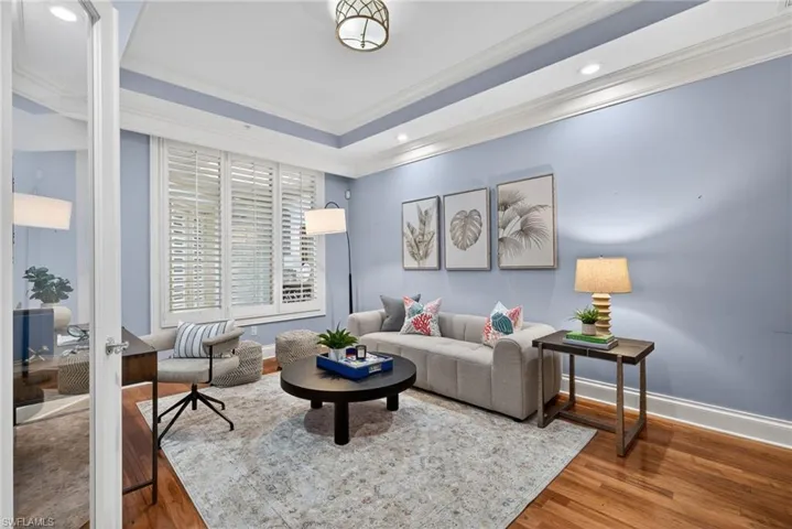 625 5th Ave S 302, Naples, Florida 34102