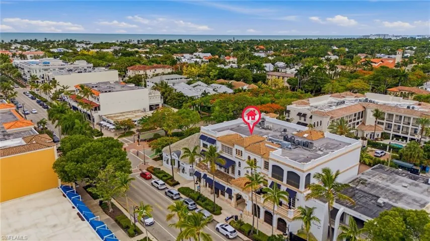 625 5th Ave S 302, Naples, Florida 34102