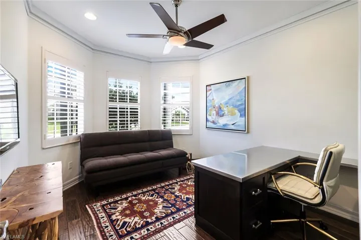 6480  Marbella  DR, Naples, FL 34105