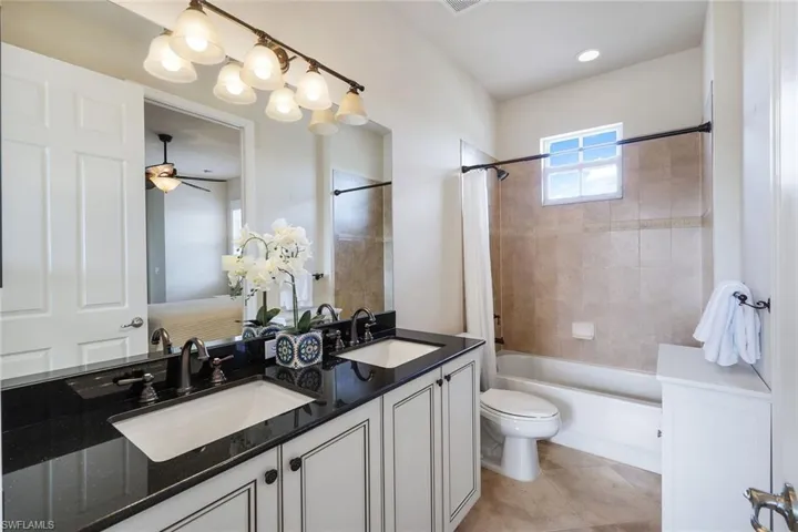 6480  Marbella  DR, Naples, FL 34105