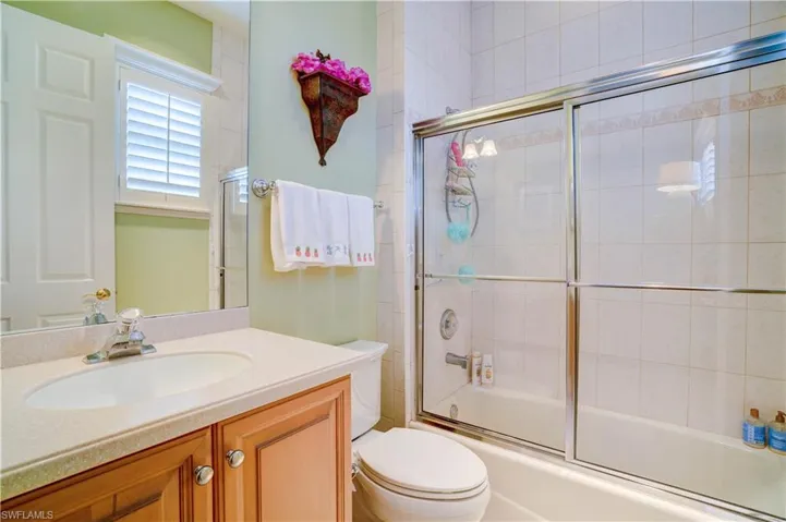 8983  Star Tulip  CT, Naples, FL 34113