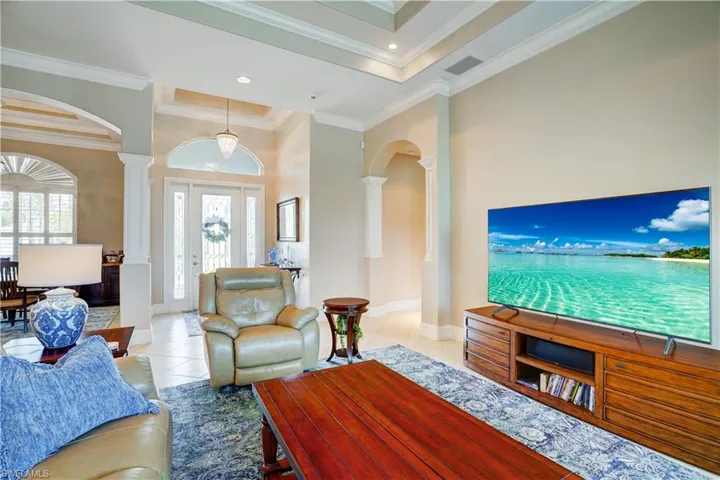8983  Star Tulip  CT, Naples, FL 34113