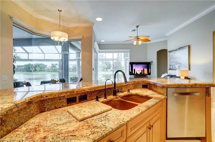 8983  Star Tulip  CT, Naples, FL 34113