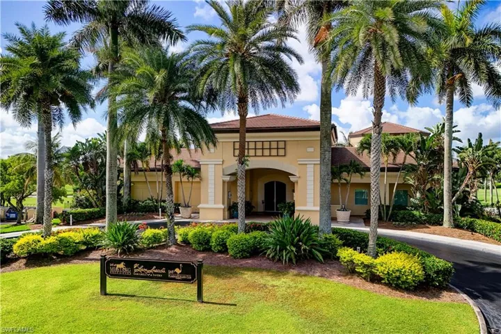 8983  Star Tulip  CT, Naples, FL 34113