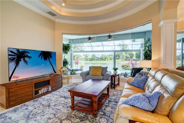 8983  Star Tulip  CT, Naples, FL 34113