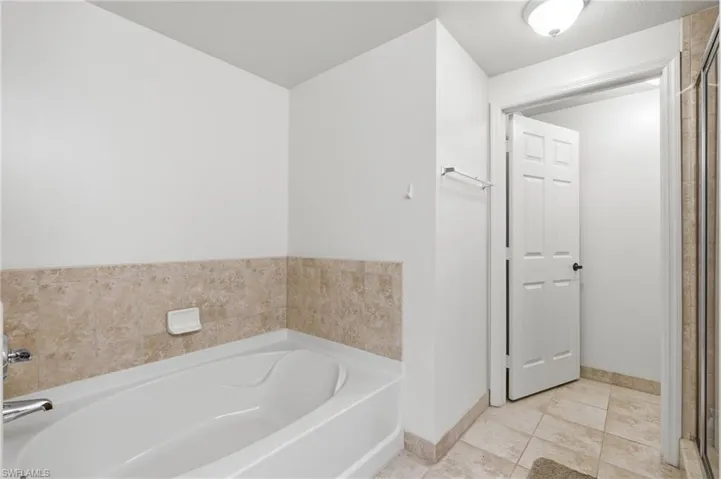 20121 Estero Gardens Cir 203, Estero, Florida 33928