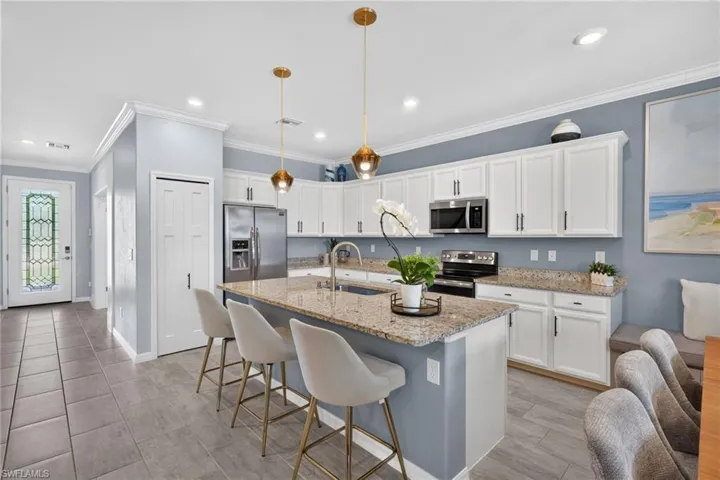 19817 Bittersweet Ln, Estero, Florida 33928