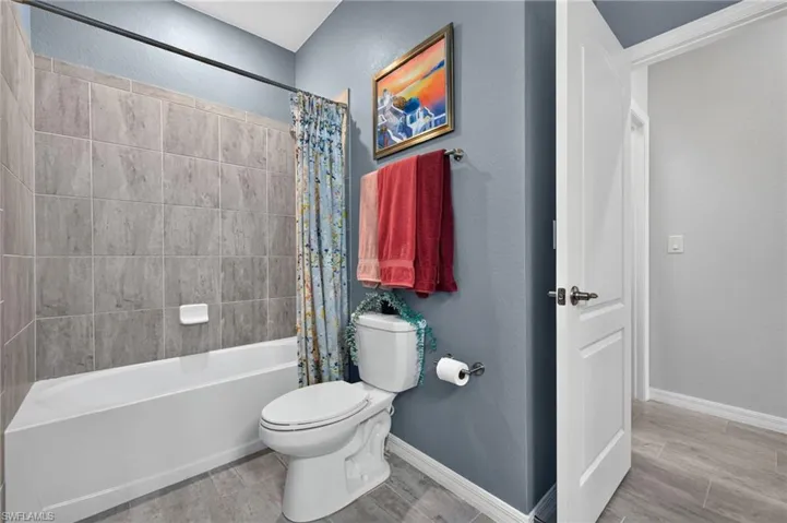 19817 Bittersweet Ln, Estero, Florida 33928