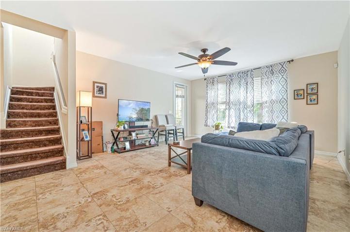 9511  Roundstone  CIR, Fort Myers, FL 33967