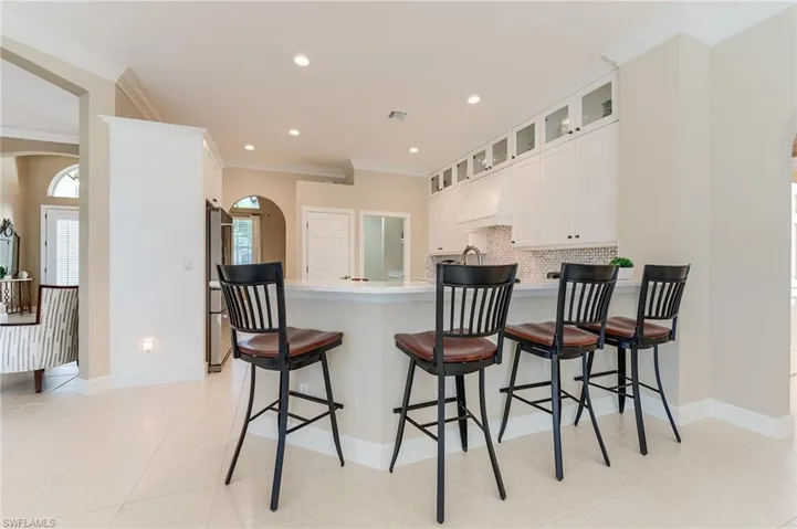 8860  New Castle  DR, Fort Myers, FL 33908