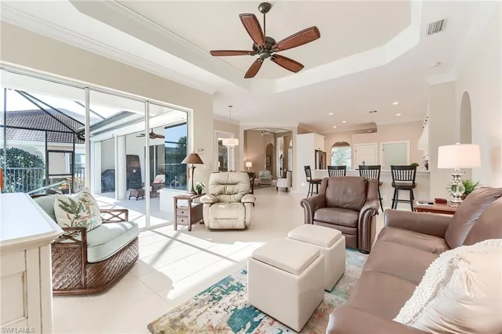 8860  New Castle  DR, Fort Myers, FL 33908