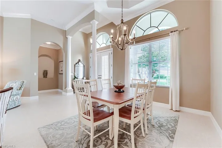 8860  New Castle  DR, Fort Myers, FL 33908