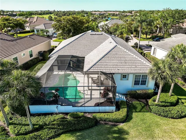 8860  New Castle  DR, Fort Myers, FL 33908