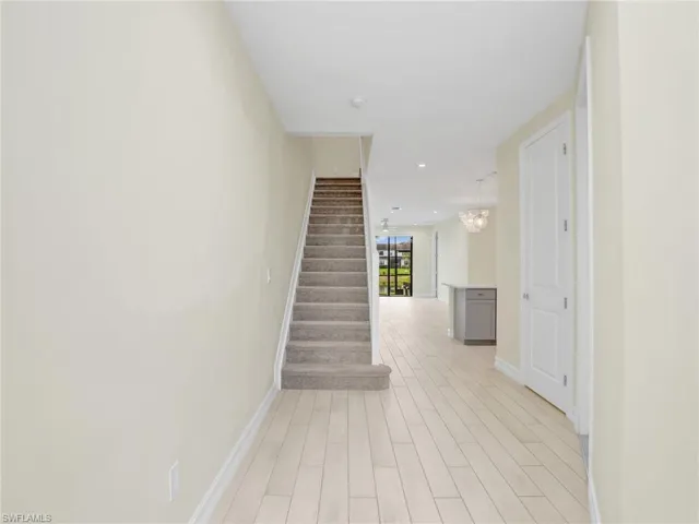 7524  Carnegie  WAY, Naples, FL 34119