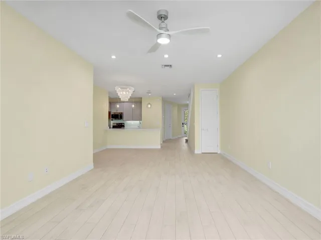 Bright & Spacious