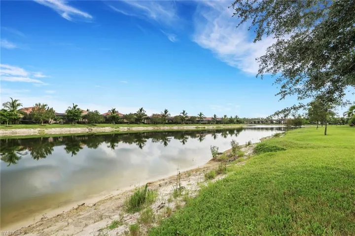 17270 Cherrywood Ct 5904, Bonita Springs, Florida 34135