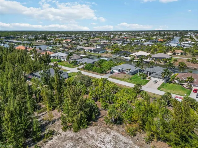 15609 Melport Cir, Port Charlotte, Florida 33981