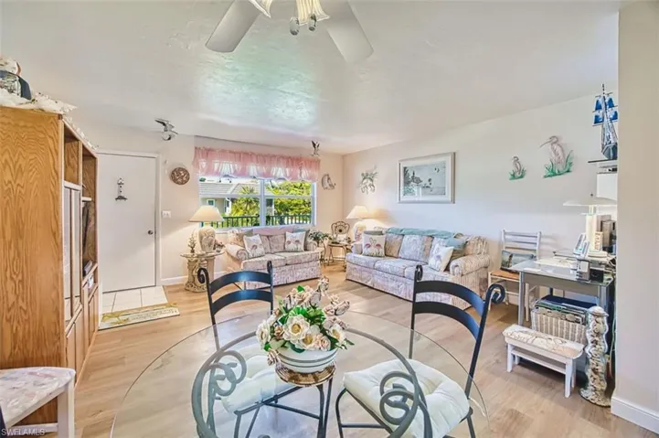 Living/Dining area