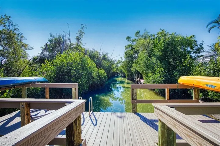 Community Dock
