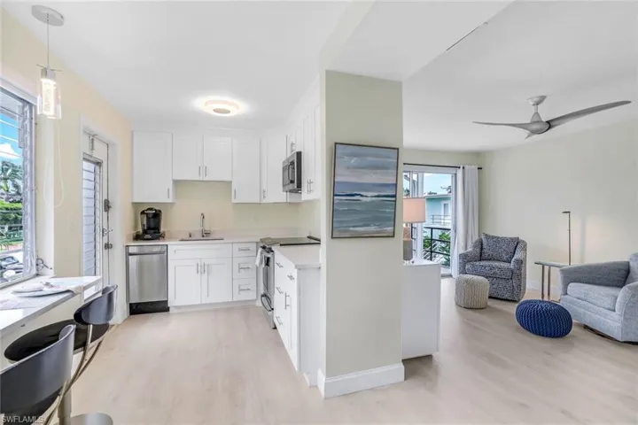 295 8th Ave S # 295b, Naples Fl 34102
