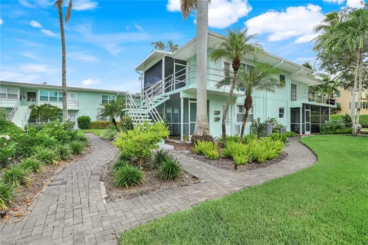 295 8th Ave S # 295b, Naples Fl 34102