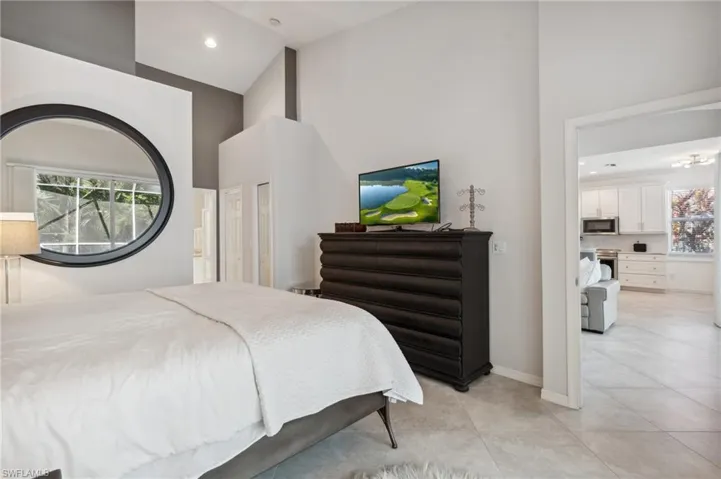 PRIMARY BEDROOM SUITE