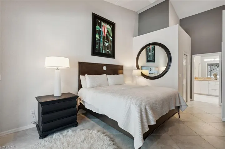 PRIMARY BEDROOM SUITE